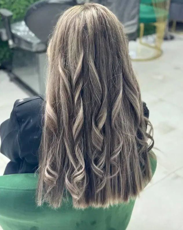 آرایش و میکاپ، کراتینهٔ مو، اصلاح صورت و ابرو در بلوار اندیشه صدرا شیراز