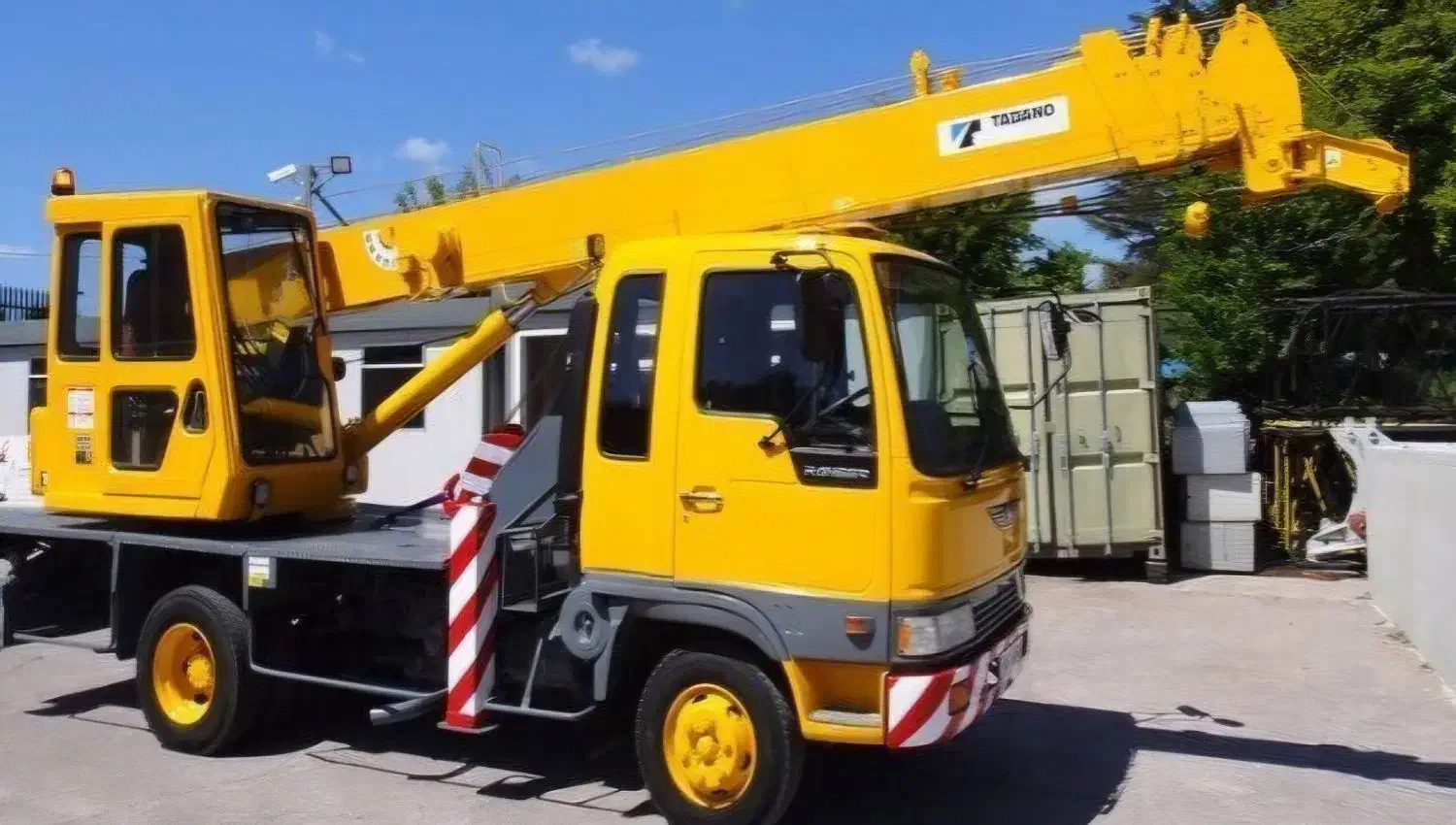 خدمات جرثقیل 7تن دکل بلند در شیراز، جانبازان، بلوار شهید فرزدقی شمالی
