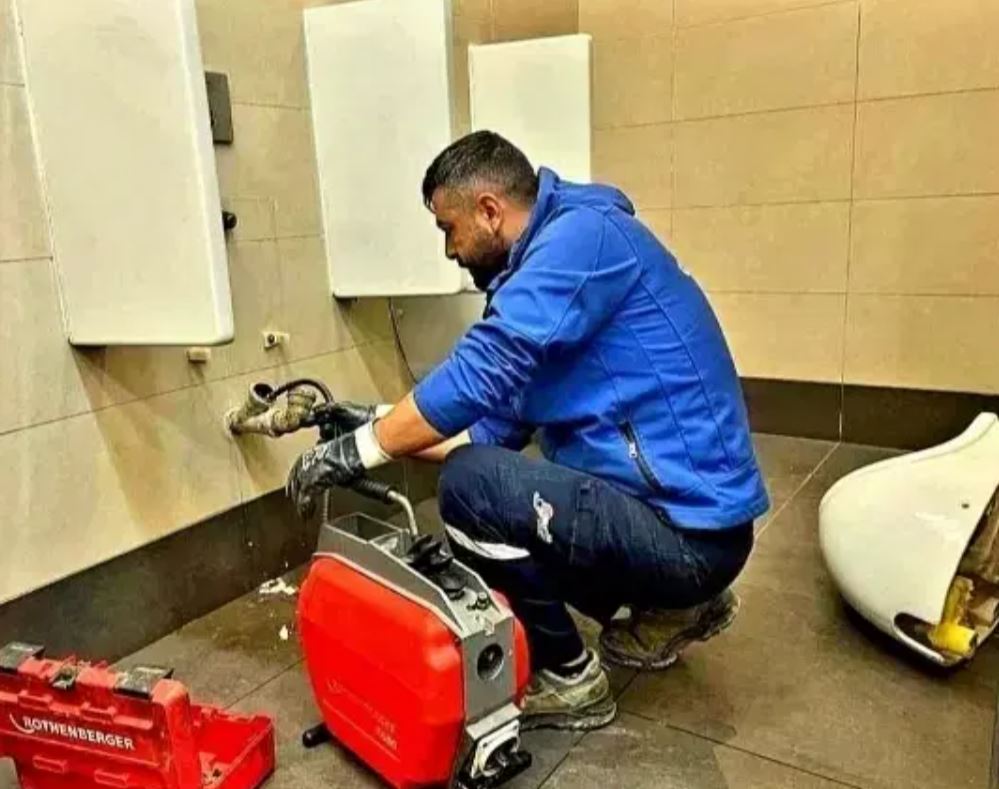 لوله باز کن چاه بافنربرقی فنر زنی گرفتگی فاضلاب 24س در پدونک شیراز