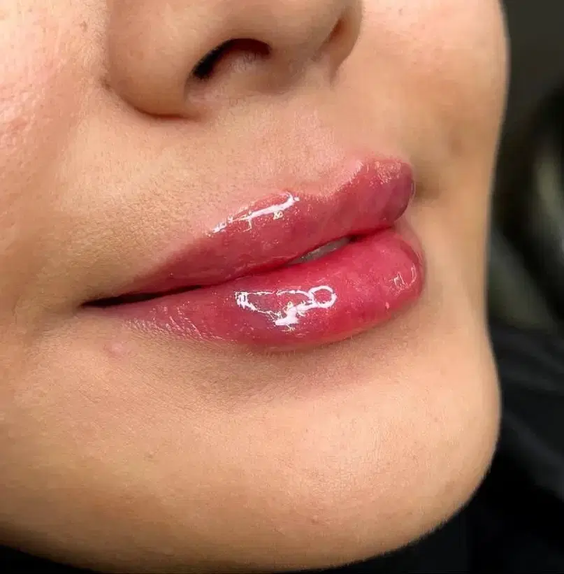 مطب پوست و مو،لاغری و لیزرتراپی دکتر نرجس حجازی در شیراز، خلدبرین، خ قصرالدشت