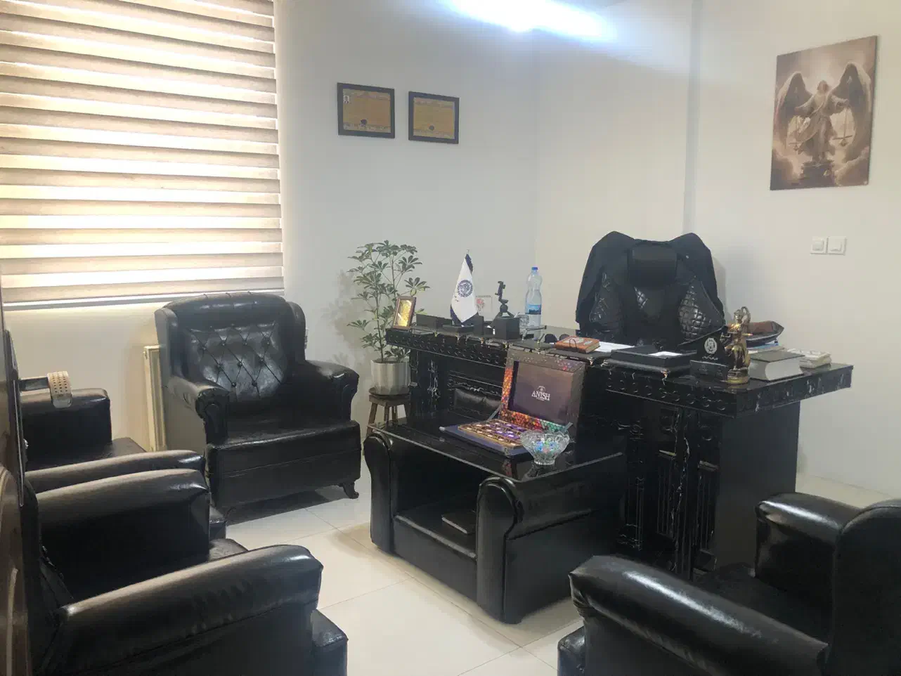 وکیل پایه یک (حق الوکاله پایان کار) در شیراز، باغ تخت