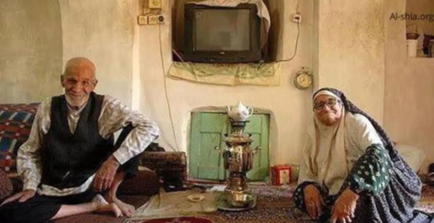 پرستاری و نگهداری از سالمند در فیروزآباد (فارس)