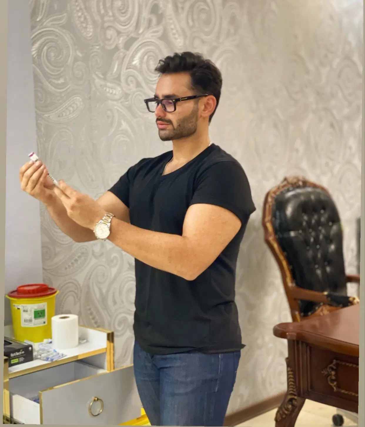 خدمات پزشکی مراقبت پوست و زیبایی بوتاکس،فیلر،مزوژل در مرودشت، ابوذر جنوبی، بلوار هفتم تیر شرقی