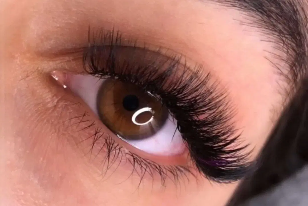 آموزش و خدمات تخصصی اکستنشن مژه در جهرم، خ رهبری چهل و چهارم