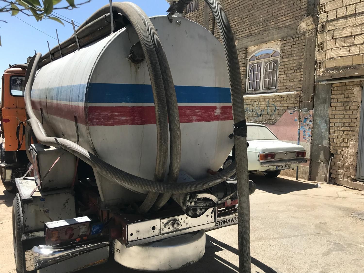 تخلیه چاه ولوله بازکنی با فنر برقی و نصب سرویس در شیراز، زرگری