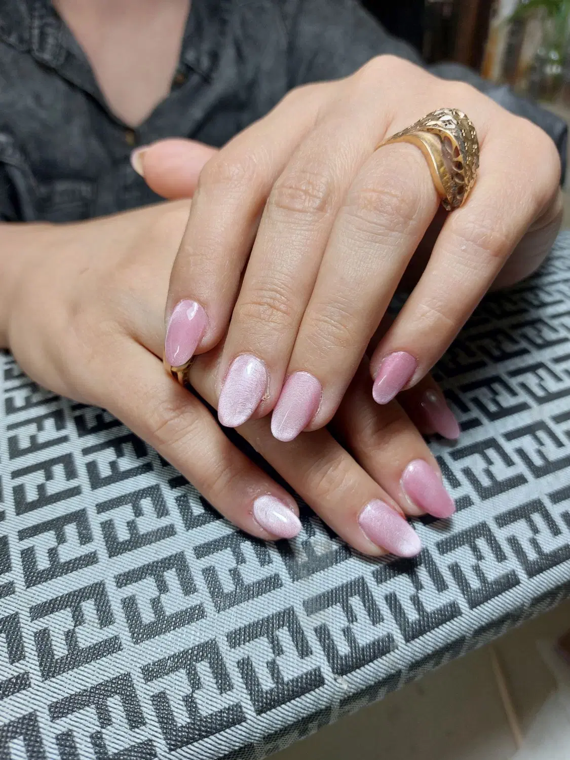 کاور ناخن و کاشت ژلیش ناخن تخفیف ویژه ۱۱ در صدرا-فارس، فاز ۱، خ تندر