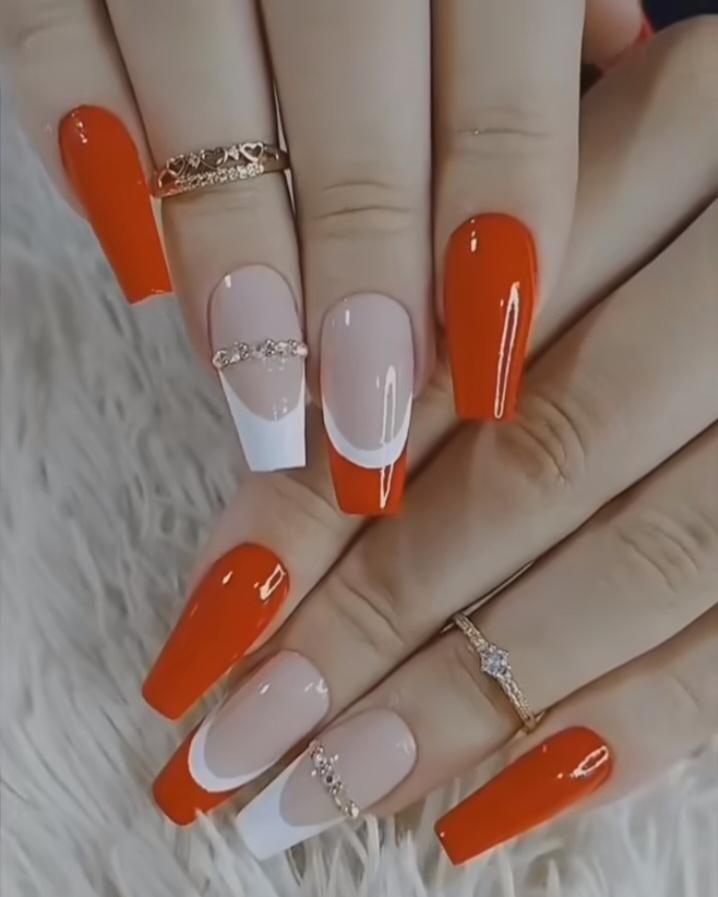 آموزش‌، ناخن‌، مژه، کراتین و تاتو صدرا، فاز ۱